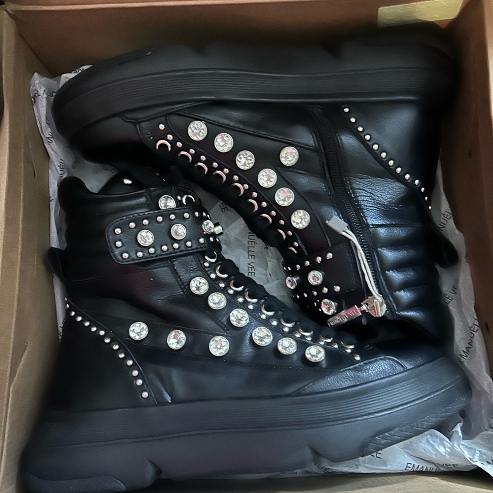 Embellished boots worn once for birthday party entrance. Showstopper. Size 7